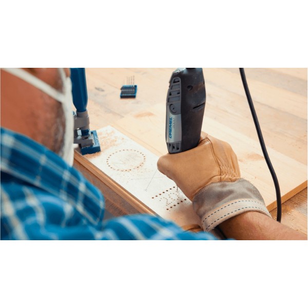 Фото - Полірувальна шліфмашина Dremel 3000 130Вт (F.013.300.0JU)